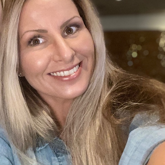 Meet your Posher, Darby - Picture 1 of 1